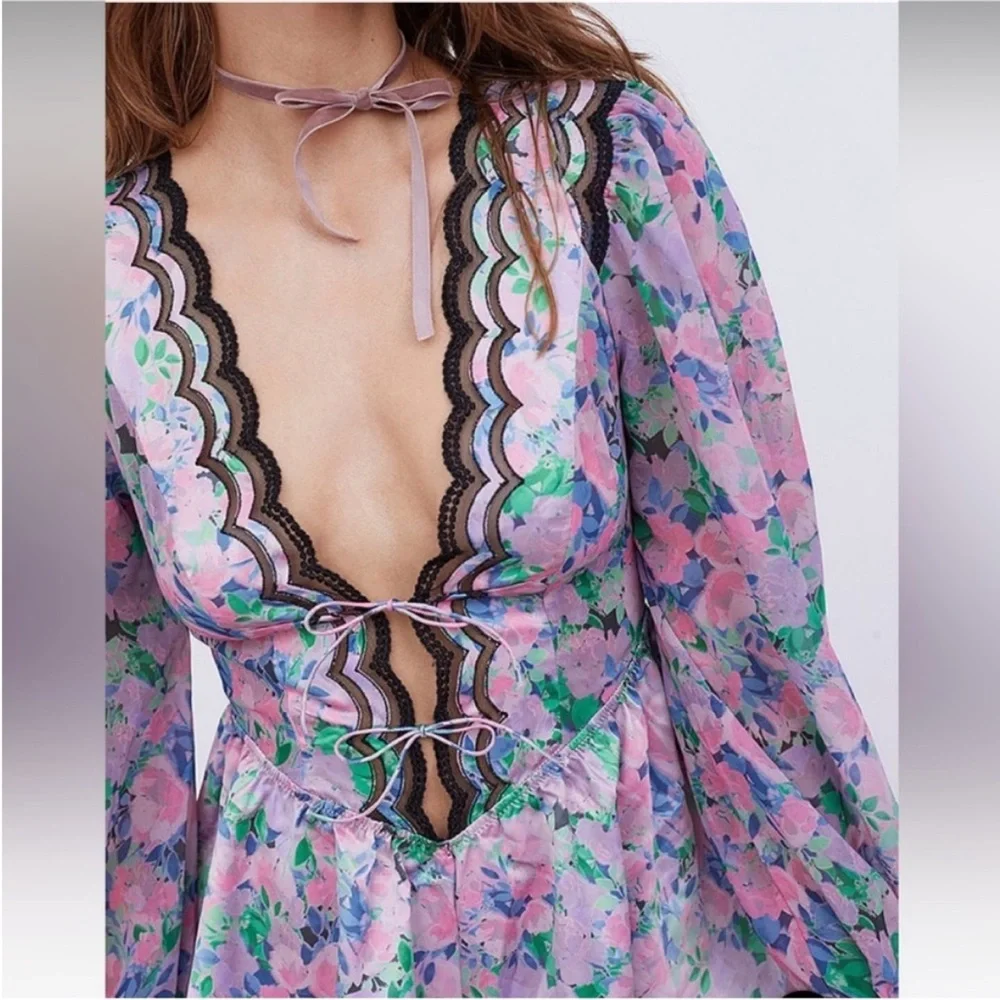 NWT For Love and Lemons Odette Floral Lace Romper
